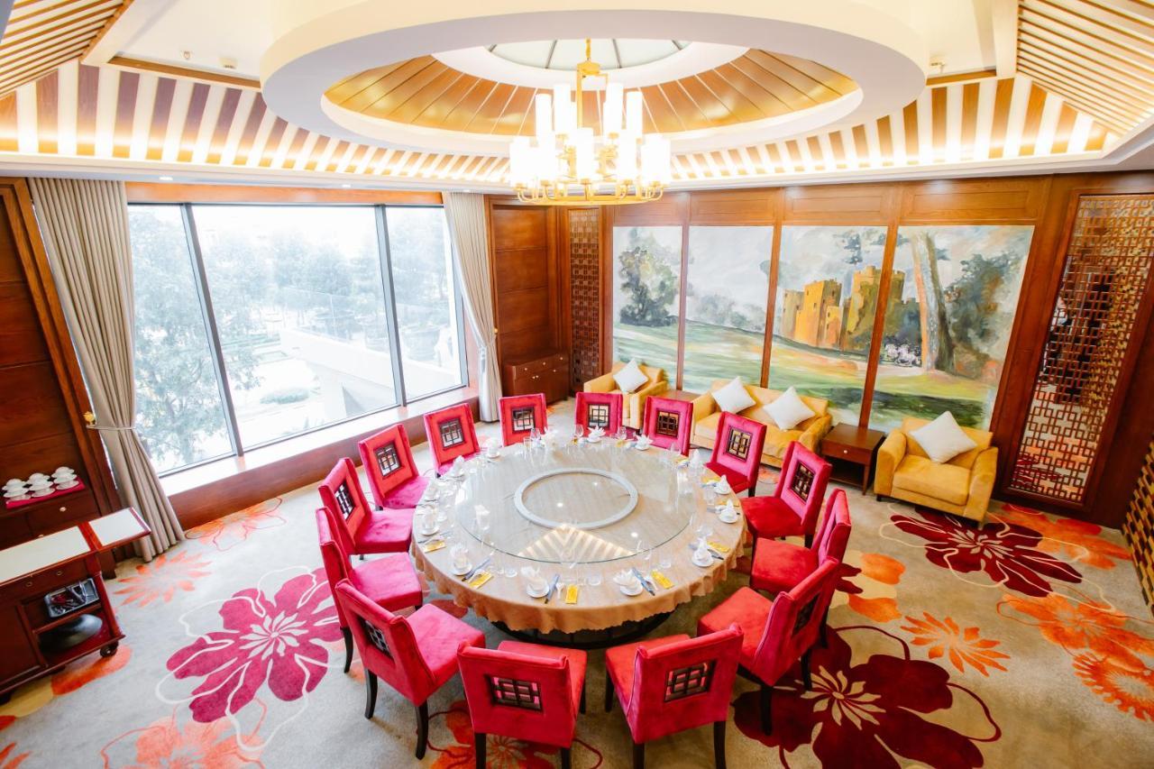 Grand Phoenix Hotel Bắc Ninh Kültér fotó